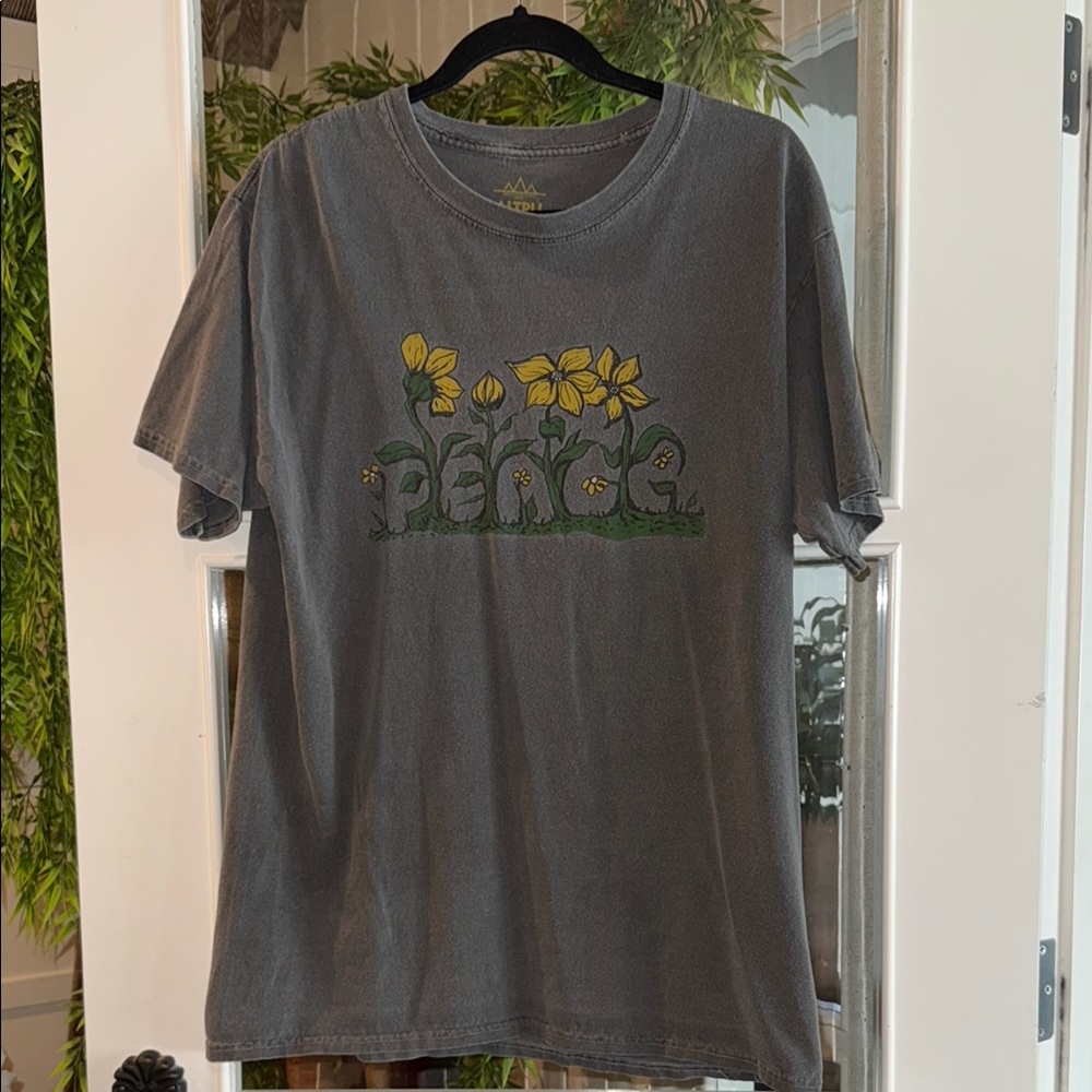 Nordstrom Altru Charcoal Graphic Peace Sunflower Tee